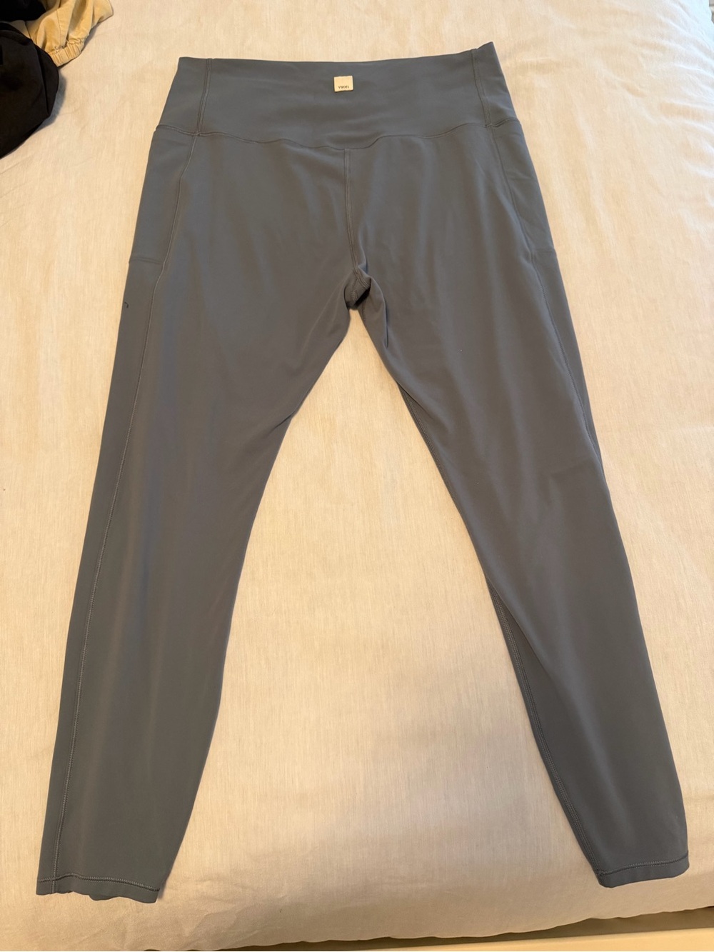 Vuori AllTheFeels Leggings XL dusty blue